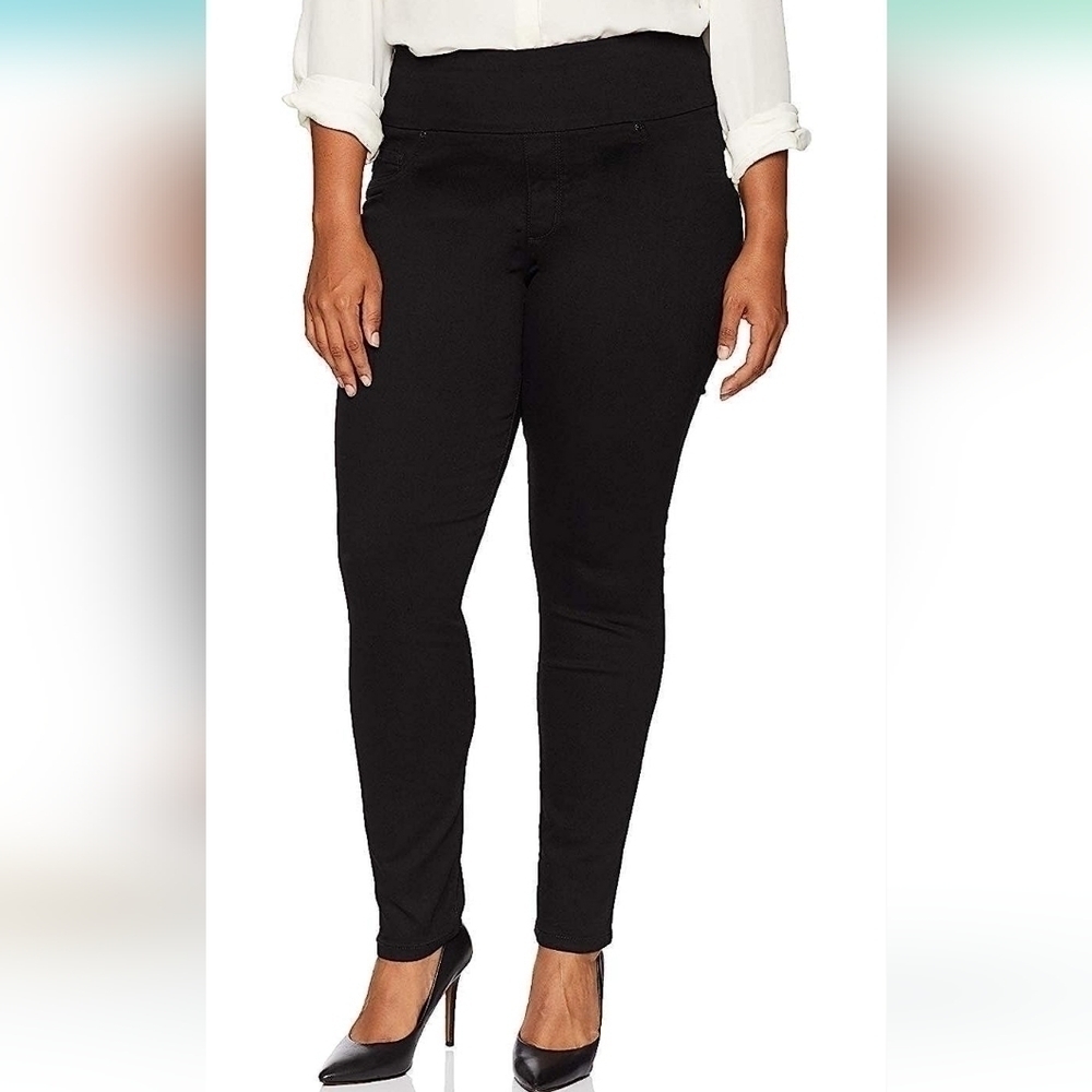 Lee Women's Plus Size Sculpting Slim Fit Skinny Leg Pull on Jean NWT Size 28W